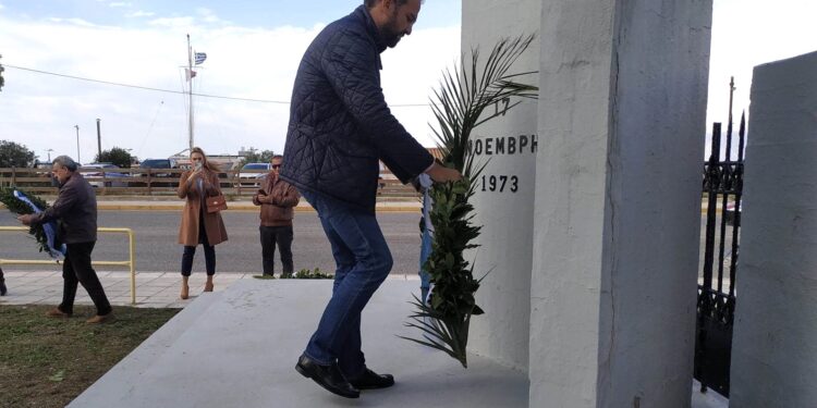 Ο ΝΕΚΤΑΡΙΟΣ ΦΑΡΜΑΚΗΣ για την επέτειο του Πολυτεχνείου: “Τιμάμε την αιώνια νιότη που υπερασπίζεται τη δημοκρατία και την εθνική κυριαρχία”