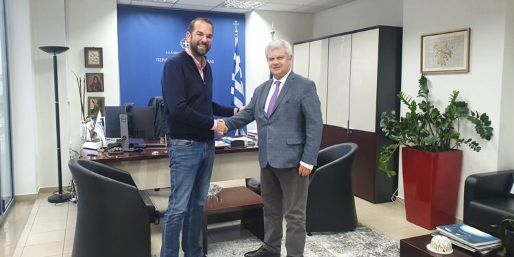 Συνάντηση Ν. Φαρμάκη με το νέο Πρόεδρο του ΕΑΠ, καθηγητή Ι. Καλαβρουζιώτη