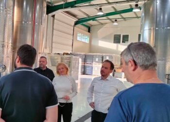 ΔΙΟΝΥΣΙΑ ΑΥΓΕΡΙΝΟΠΟΥΛΟΥ: “Ενίσχυση των κτηνοτρόφων με 89 εκτ. Ευρώ”