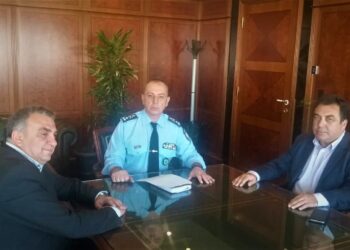 Συνάντηση Δημάρχου Πύργου Παναγιώτη Αντωνακόπουλου με τον Aρχηγό της Ελληνικής Αστυνομίας  Αντιστράτηγο Κωνσταντίνο Σκούμα