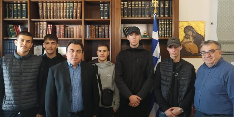 Μαθητές του 2ου ΕΠΑΛ στον Δήμαρχο Πύργου