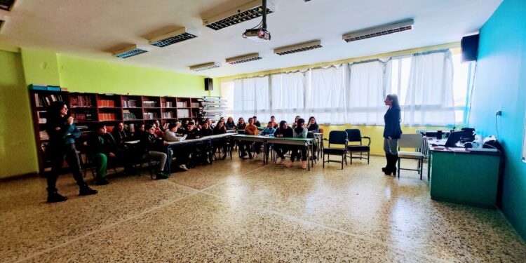ΔΗΜΟΣ ΠΥΡΓΟΥ: Δήμος Πύργου Ενημερωτική εκδήλωση για «Σχέσεις στην Εφηβεία – Κοινωνικά Δίκτυα και Ψυχική Υγεία» στο Γυμνάσιο Γουμέρου
