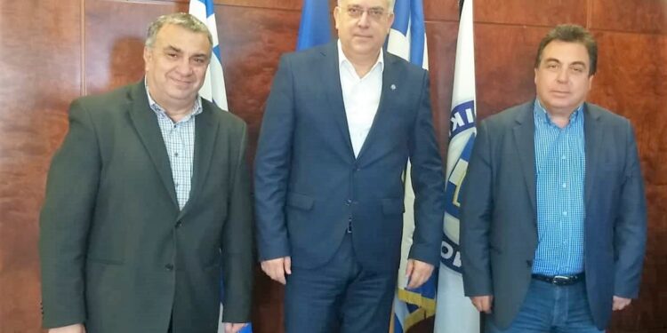 Συνάντηση Δημάρχου Πύργου με τον Υπουργό Προστασίας του Πολίτη
