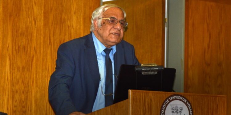 ΠΟΛΙΤΙΣΤΙΚΟΣ ΣΥΛΛΟΓΟΣ ΤΡΑΠΕΖΙΚΩΝ ΗΛΕΙΑΣ: Τιμά τον σπουδαίο Ηλείο Διονύση Σιμόπουλο