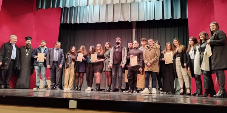 ΔΗΜΑΡΧΟΣ ΠΗΝΕΙΟΥ: “Ζήστε το όνειρό σας πιστοί σε αξίες και ιδανικά”