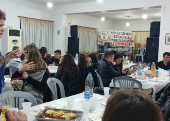 Ο τομέας Πολιτισμού της Περιφέρειας Δυτικής Ελλάδας  καλωσόρισε  τα Χριστούγεννα στα Σαβάλια με δημοτική και λαϊκή μουσική