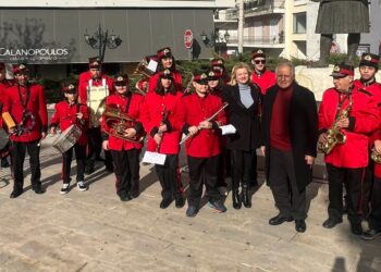 ΔΙΟΝΥΣΙΑ ΑΥΓΕΡΙΝΟΠΟΥΛΟΥ: Επισκέψεις αγάπης στο Άσυλο Αναπήρων – Γηροκομείο «Παναγία η Καθολική» και στο Γηροκομείο Πύργου