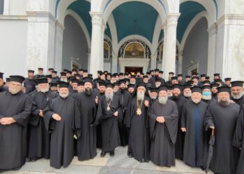 Α΄ Γενική Ιερατική Σύναξη του νέου Μητροπολίτου Ηλείας κ. Ωλένης κ.κ. Αθανασίου στον Πύργο (φωτος)