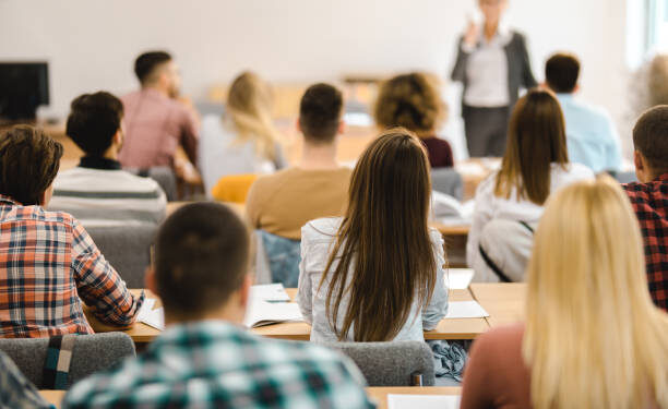 ΔΗΜΟΣ ΑΡΧΑΙΑΣ ΟΛΥΜΠΙΑΣ: Βραβεύει τους επιτυχόντες σε ανώτατες και ανώτερες Σχολές