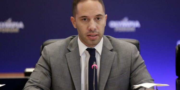 “Η κυβέρνηση ζήτησε από το χρηματοπιστωτικό σύστημα να συμβάλει ενεργά”