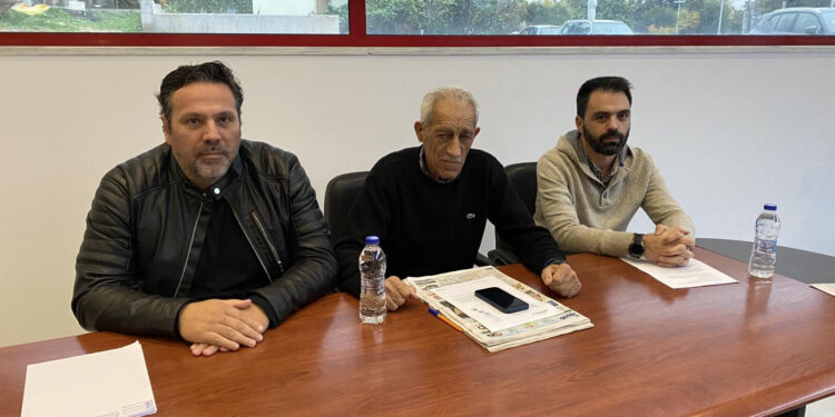 Η Αμαλιάδα φοράει τα γιορτινά της και υποδέχεται τα Χριστούγεννα!