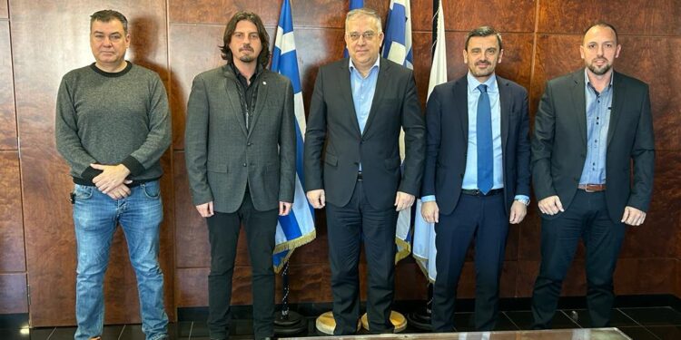 ΑΝΔΡΕΑΣ ΝΙΚΟΛΑΚΟΠΟΥΛΟΣ: “Ενίσχυση των Αστυνομικών Τμημάτων της Ηλείας”