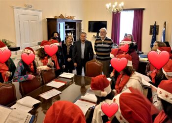 Τα κάλαντα στον Δήμαρχο Πηνειού