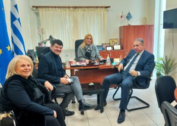 Επίσκεψη Διοικητή 6ης ΥΠΕ κ.Καρβέλη στη στη Ν.Μ. Κρεστένων (φωτος)