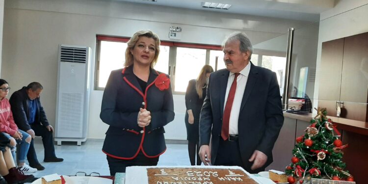 ΔΙΟΝΥΣΙΑ – ΘΕΟΔΩΡΑ ΑΥΓΕΡΙΝΟΠΟΥΛΟΥ: Στον δήμο Ανδρίτσαινας-Κρεστένων για την κοπή της Πρωτοχρονιάτικης πίτας του Δήμου