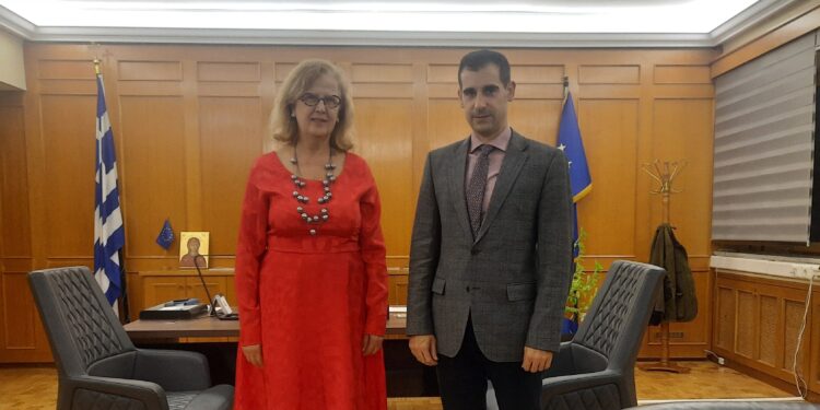 Συνάντηση Αντιπεριφερειάρχη Π.Ε. Ηλείας Β. Γιαννόπουλου με την Πρόξενο της Κένυας στην Ελλάδα, Β. Πανταζοπούλου