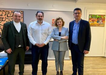 ΑΥΓΕΡΙΝΟΠΟΥΛΟΥ – ΛΕΝΤΖΑΣ: Συνάντηση στο ΥΠΕΝ για το παραλιακό μέτωπο της Ηλείας
