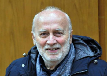 ΧΡΗΣΤΟΣ ΑΘΑΝΑΣΟΥΛΑΣ: “Όταν τρέμουν το ΠΑΜΕ… ερωτευμένοι με τον ταξικό εχθρό”