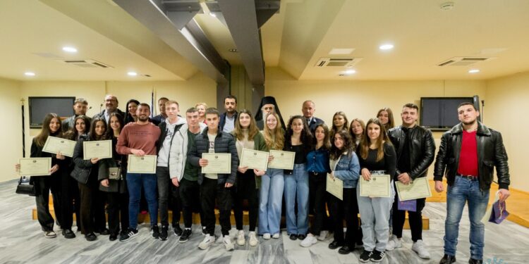 ΔΗΜΟΣ ΑΡΧΑΙΑΣ ΟΛΥΜΠΙΑΣ: Βραβεύτηκαν οι επιτυχόντες στην Τριτοβάθμια Εκπαίδευση