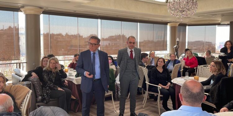 Στην κοπή της πίτας του Συλλόγου Ζαχαραίων Ολυμπίας ο Δήμαρχος Ζαχάρως Κώστας Αλεξανδρόπουλος