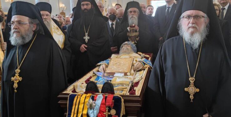 Πάνδημο το “ύστατο χαίρε” των Ηλείων για τον μεγάλο και σοφό Ιεράρχη τους κυρόν Γερμανόν τον Β’