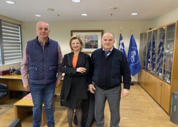 ΔΙΟΝΥΣΙΑ ΑΥΓΕΡΙΝΟΠΟΥΛΟΥ: Συνάντηση εργασίας με τη Διοίκηση της ΓΣΕΒΕΕ