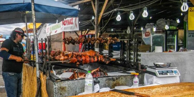 ΔΗΜΟΣ ΠΥΡΓΟΥ: Επί της οδού Ρήγα Φεραίου η Εμποροπανήγυρη Αγίου Χαραλάμπους