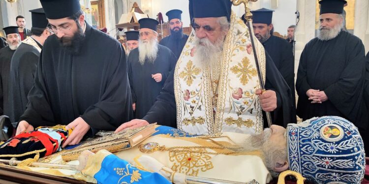 Σε Λαϊκό Προσκύνημα το Ιερό Σκήνωμα του Μακαριστού Μητροπολίτου πρώην Ηλείας κυρού Γερμανού του Β’