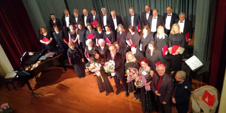 ΠΟΛΙΤΙΣΤΙΚΟΣ ΣΥΛΛΟΓΟΣ ΤΡΑΠΕΖΙΚΩΝ Ν. ΗΛΕΙΑΣ: Βραδιά με την Χορωδία της Εμπορικής Τράπεζας , τη Χορωδία Μυρτουντίων και τον βαρύτονο Ν.Καραγκιαούρη