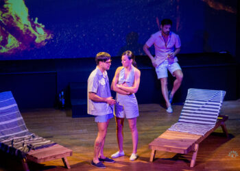 ΟΜΑΔΑ ΘΕΑΤΡΟΥ “ΠΡΟΣΚΗΝΙΟ”: Με επιτυχία η πρεμιέρα “Ο Ταλαντούχος κύριος Ρίπλεϋ”