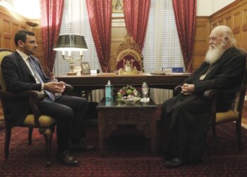 ΑΝΔΡΕΑΣ ΝΙΚΟΛΑΚΟΠΟΥΛΟΣ: Έλαβε την ευχή του Αρχιεπισκόπου!