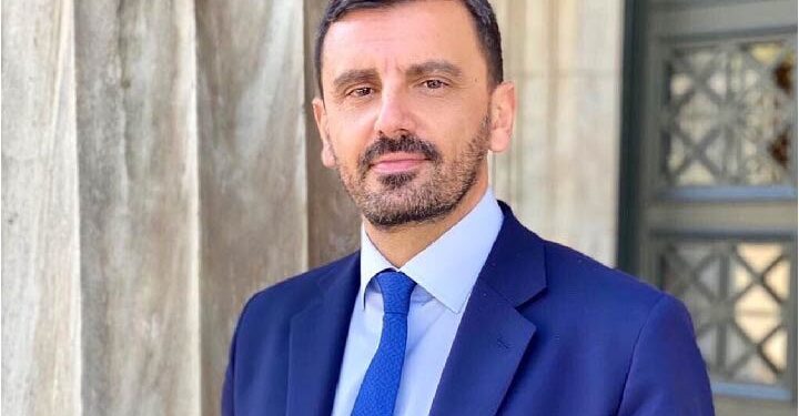 ΑΝΔΡΕΑΣ ΝΙΚΟΛΑΚΟΠΟΥΛΟΣ: “Τιμή σε όσους αγωνίστηκαν για την ελευθερία και την ανεξαρτησία”