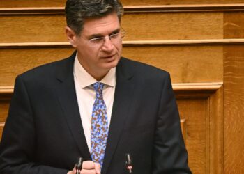 ΔΙΟΝΥΣΗΣ ΚΑΛΑΜΑΤΙΑΝΟΣ: “Σε απελπισία οι αγρότες, αδιαφορεί η κυβέρνηση”