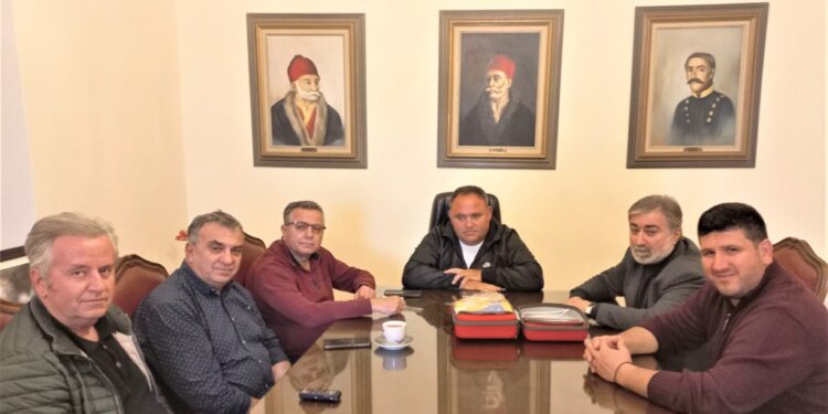 ΔΗΜΑΡΧΟΣ ΠΗΝΕΙΟΥ: “Απινιδωτές σε όλες τις δομές του Δήμου”