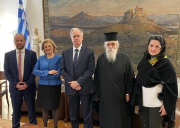 ΔΙΟΝΥΣΙΑ ΑΥΓΕΡΙΝΟΠΟΥΛΟΥ: Στο επίκεντρο η στήριξη του έργου της Μητροπόλεως