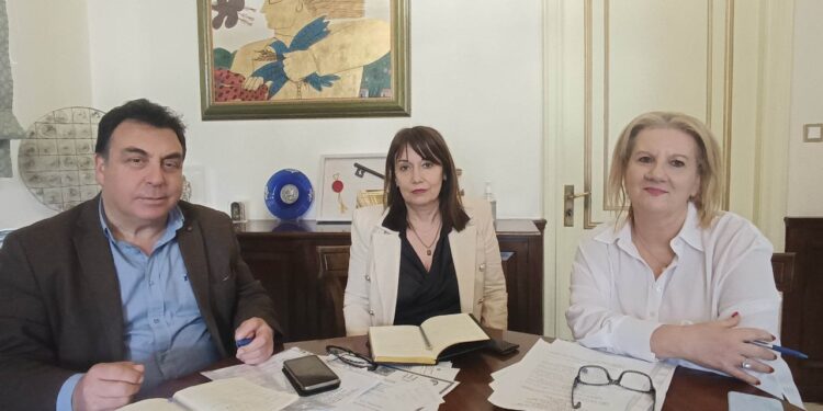 ΔΗΜΟΣ ΠΥΡΓΟΥ: Συνάντηση Δημάρχου με την καθηγήτρια του ΕΜΠ Βασιλική Τσουκαλα για την πορεία του Ερευνητικού Προγράμματος EWS_CoCoFlood στον Αλφειό ποταμό