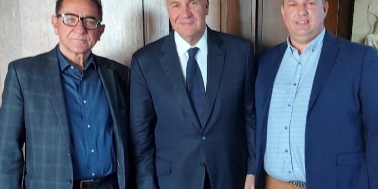 ΔΗΜΟΣ ΖΑΧΑΡΩΣ: Συνάντηση Δημάρχου Κ. Αλεξανδρόπουλου με τον Υπουργό Εσωτερικών Μάκη Βορίδη