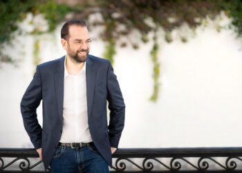 Το ευχετήριο μήνυμα του Περιφερειάρχη Δυτικής Ελλάδας, Νεκτάριου Φαρμάκη για το Πάσχα (βίντεο)