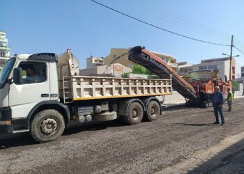 ΔΗΜΟΣ ΠΥΡΓΟΥ: Ξεκίνησαν εργασίες ασφαλτόστρωσης στην οδό Γυμνασιάρχου Δούκα (φωτος)
