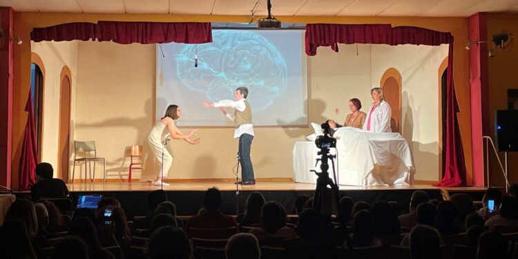 “Κρίση είναι θα περάσει” από τη θεατρική ομάδα του ΓΕΛ και του Εσπερινού ΓΕΛ Ζαχάρως