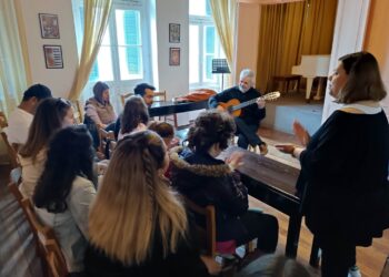 Επίσκεψη Ειδικού Δημοτικού Σχολείου Κρεστένων στο Ελληνικό Ωδείο Πύργου