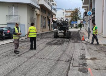 ΔΗΜΟΣ ΠΥΡΓΟΥ: Ξεκίνησαν έργα ασφαλτόστρωσης στην οδό Αγίου Γεωργίου