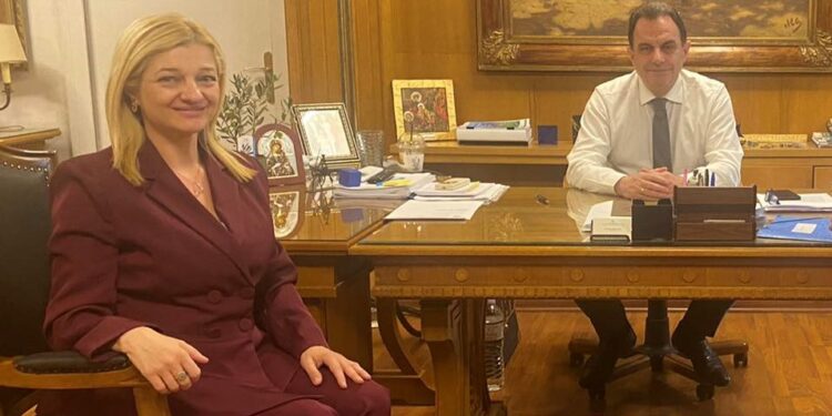 ΔΙΟΝΥΣΙΑ ΑΥΓΕΡΙΝΟΠΟΥΛΟΥ: “Πληρώνεται η συνδεδεμένη ενίσχυση της σταφίδας”