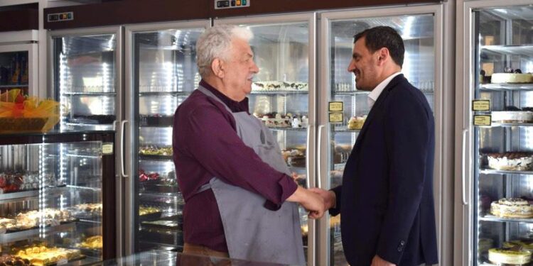 ΑΝΔΡΕΑΣ ΝΙΚΟΛΑΚΟΠΟΥΛΟΣ: “Στηρίζουμε τις μικρομεσαίες επιχειρήσεις!” (φωτος)