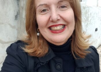“….Κι ένα τέταρτο μητέρας αρκεί για δέκα ζωές, και πάλι κάτι θα περισσέψει. Που να το ανακράξεις σε στιγμή μεγάλου κινδύνου…”