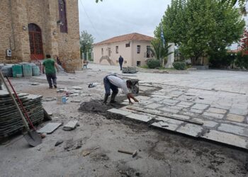 ΔΗΜΟΣ ΠΥΡΓΟΥ: Ολοκληρώνονται τα έργα ανάπλασης της κεντρικής πλατείας του Ελαιώνα