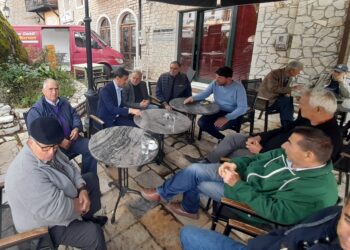 ΑΝΔΡΕΑΣ ΝΙΚΟΛΑΚΟΠΟΥΛΟΣ: Θερμή υποδοχή στις περιοχές Κρέστενας και Ανδρίτσαινας (φωτος)