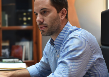 ΛΕΥΤΕΡΗΣ ΒΑΡΟΥΞΗΣ: “Να επιδιώξουμε Πειραματικό  Σχολείο και στα Γυμνάσια…”