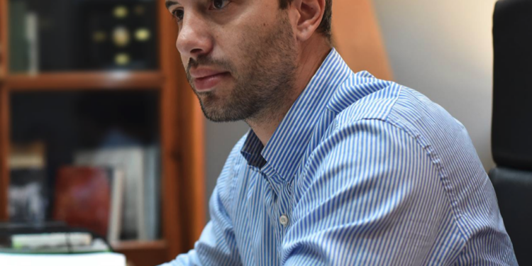 ΛΕΥΤΕΡΗΣ ΒΑΡΟΥΞΗΣ: “Να επιδιώξουμε Πειραματικό Σχολείο και στα Γυμνάσια…”