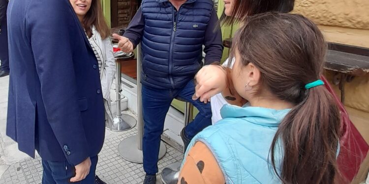 ΑΝΔΡΕΑΣ ΝΙΚΟΛΑΚΟΠΟΥΛΟΣ: “Διαρκής συμπαράσταση στους ανθρώπους της αγοράς” (φωτος)